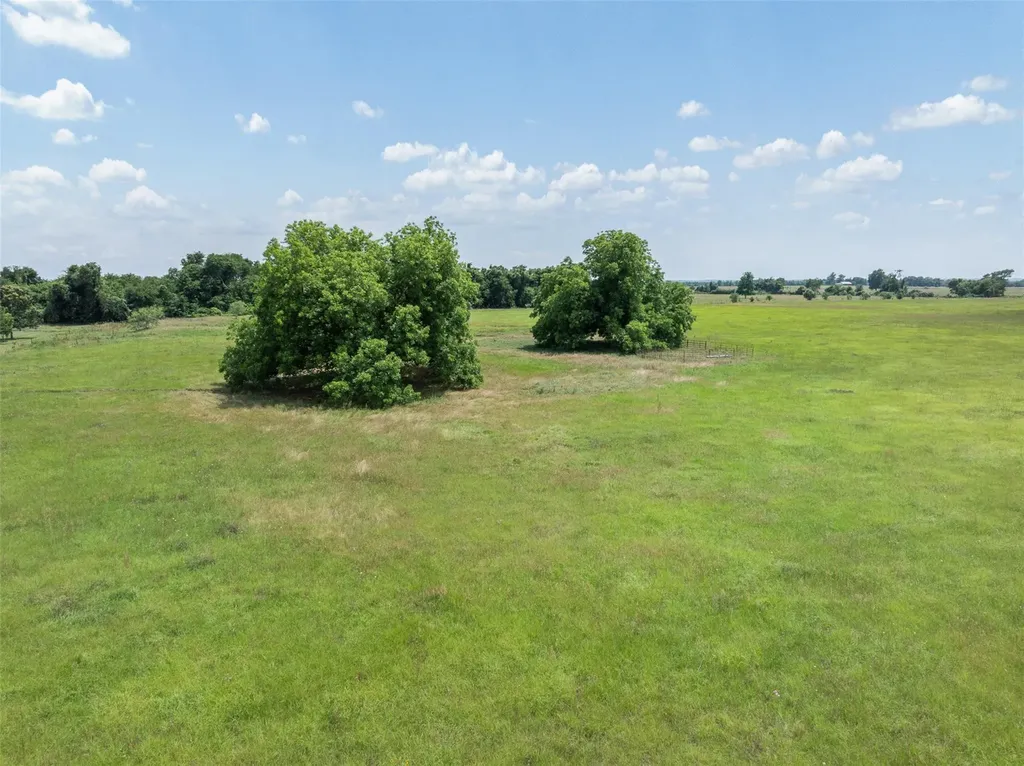 476 Lcr 640 Groesbeck TX 76642