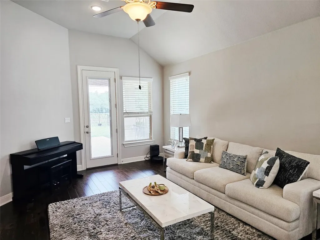 4324 Orange Blossom Pass Leander TX 78641