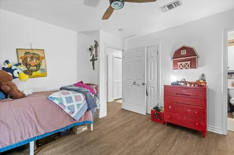 150 Copeland Hill Road Smithville TX 78957