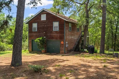 150 Copeland Hill Road Smithville TX 78957