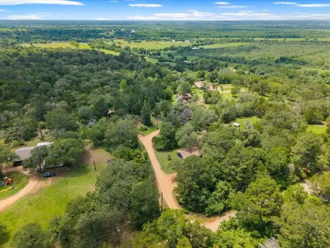 150 Copeland Hill Road Smithville TX 78957