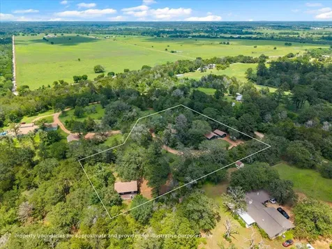 150 Copeland Hill Road Smithville TX 78957