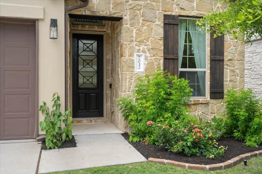 7032 Calpe Drive Austin TX 78739