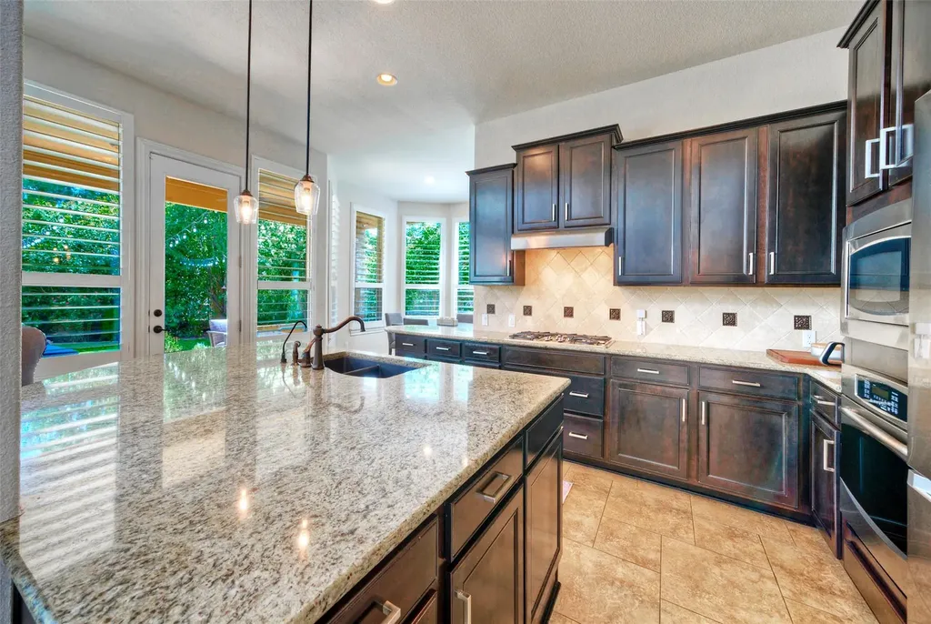 16105 Maritime Alps Way Austin TX 78738