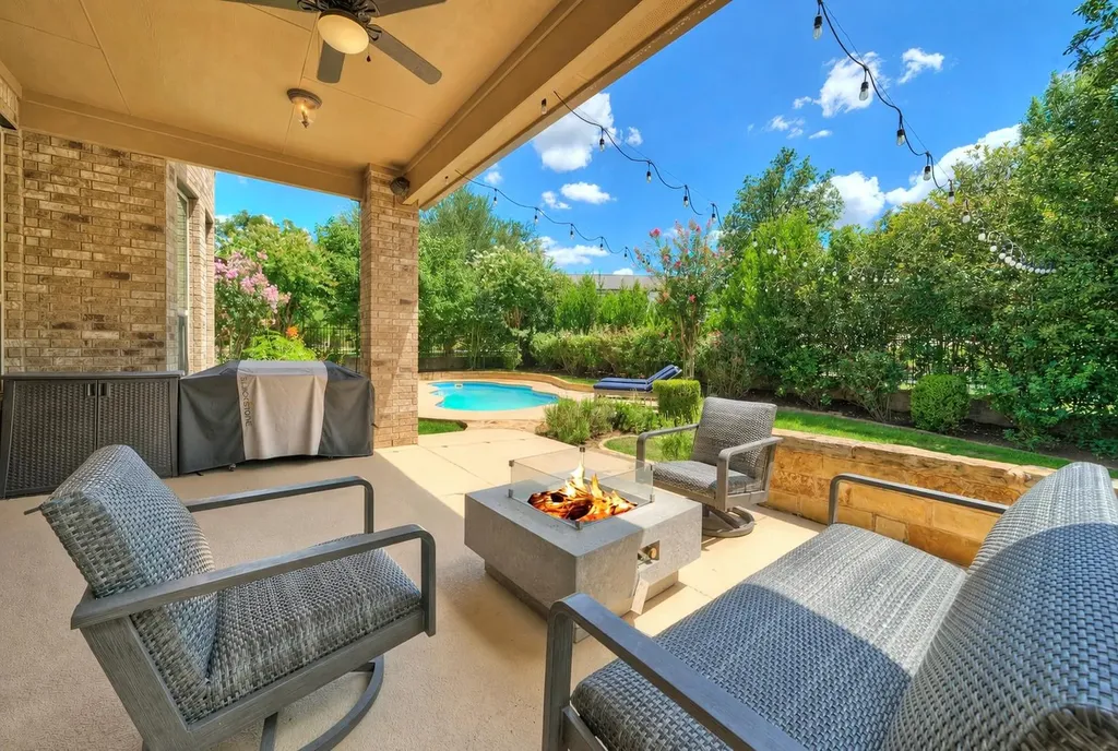 16105 Maritime Alps Way Austin TX 78738