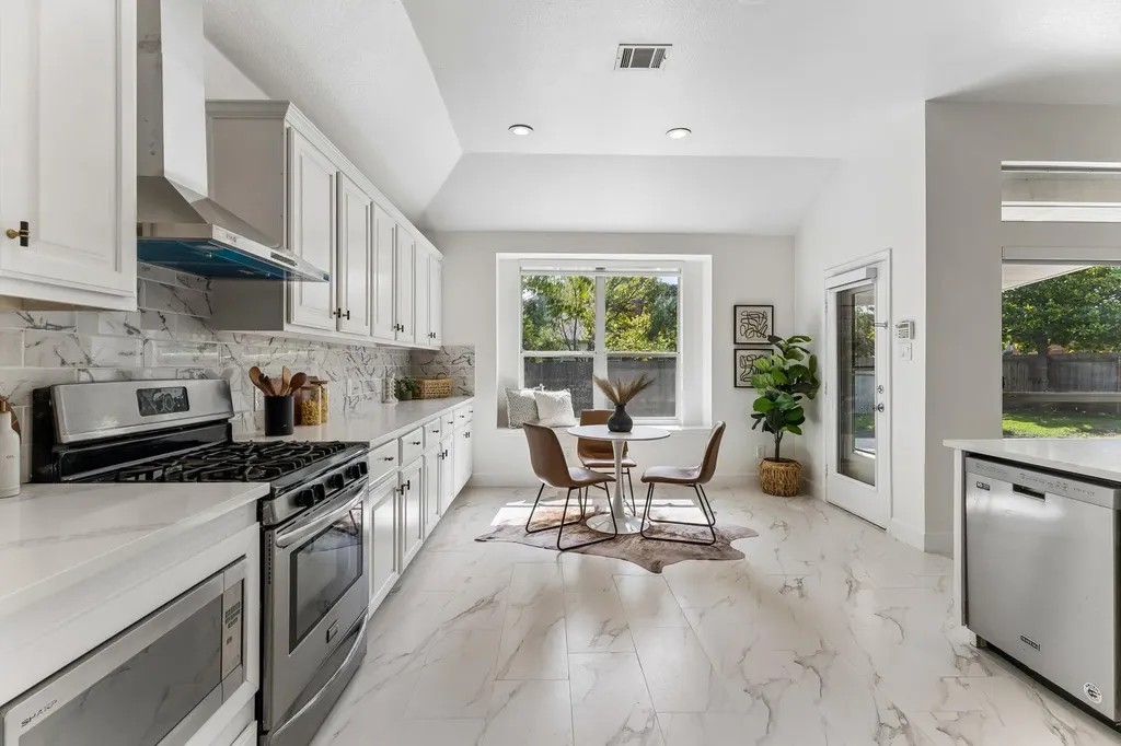 15232 Fernhill Drive Austin TX 78717