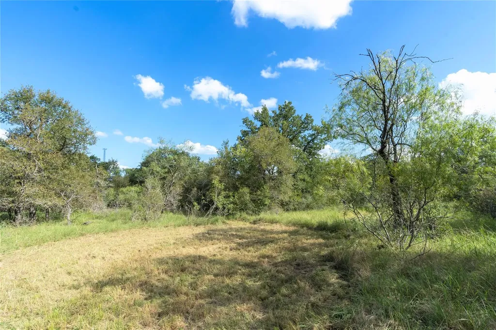 0 S Highway 183 Lockhart TX 78644