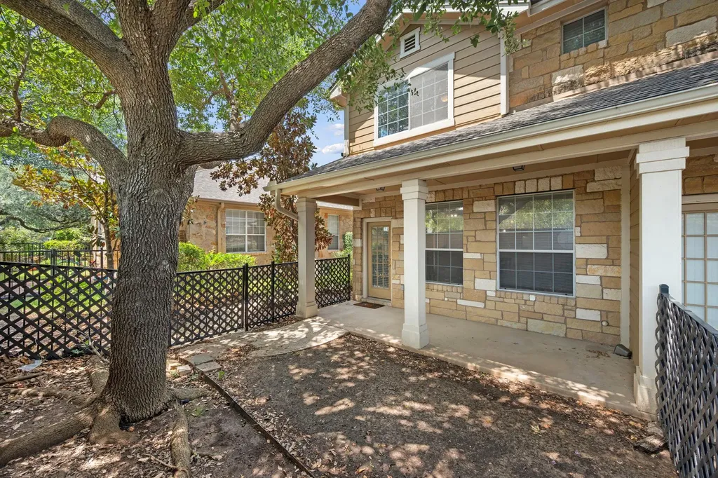 16100 S Great Oaks Drive Round Rock TX 78681