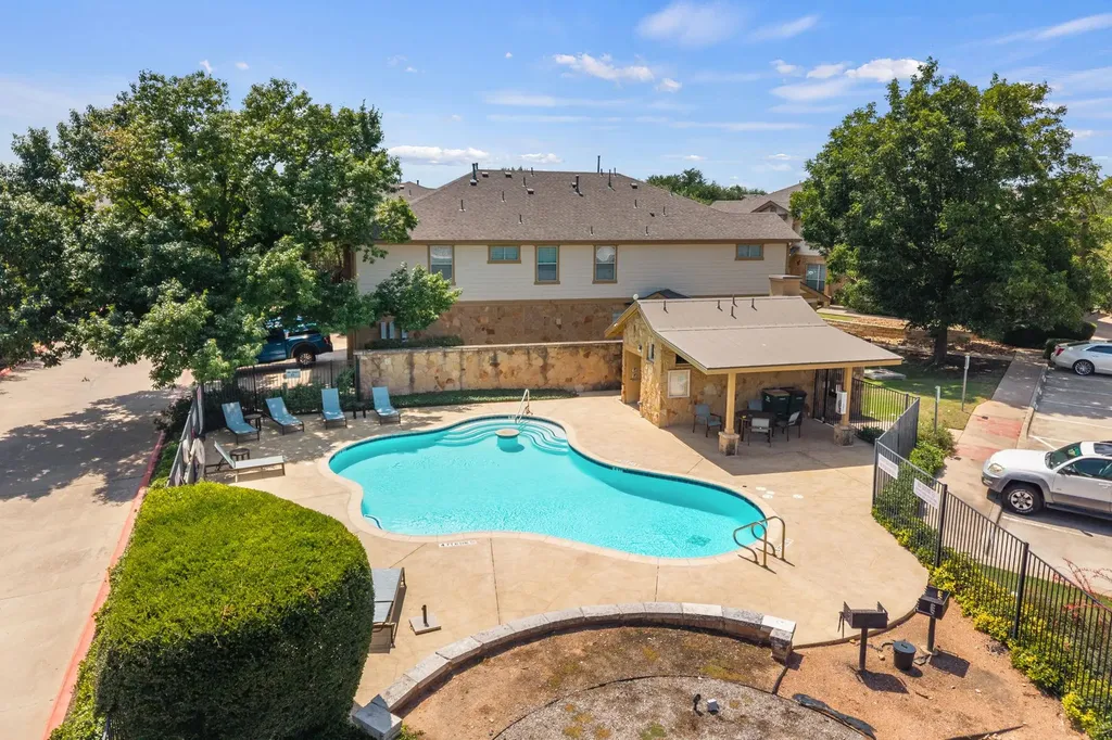 16100 S Great Oaks Drive Round Rock TX 78681