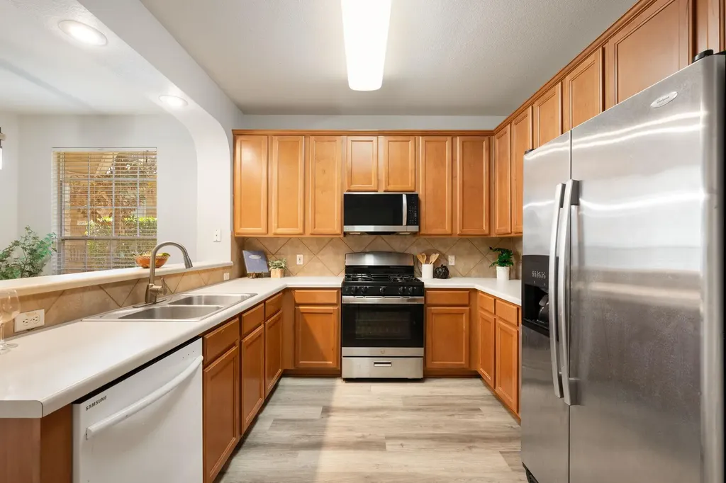 16100 S Great Oaks Drive Round Rock TX 78681