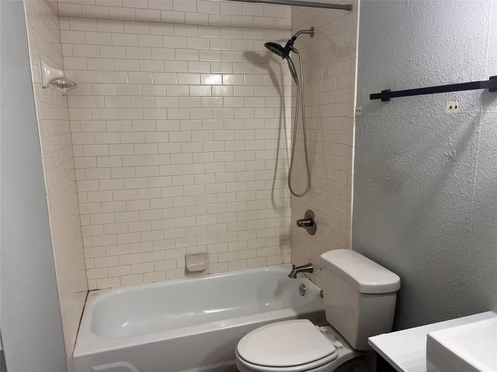 712 W 21st Street Austin TX 78705