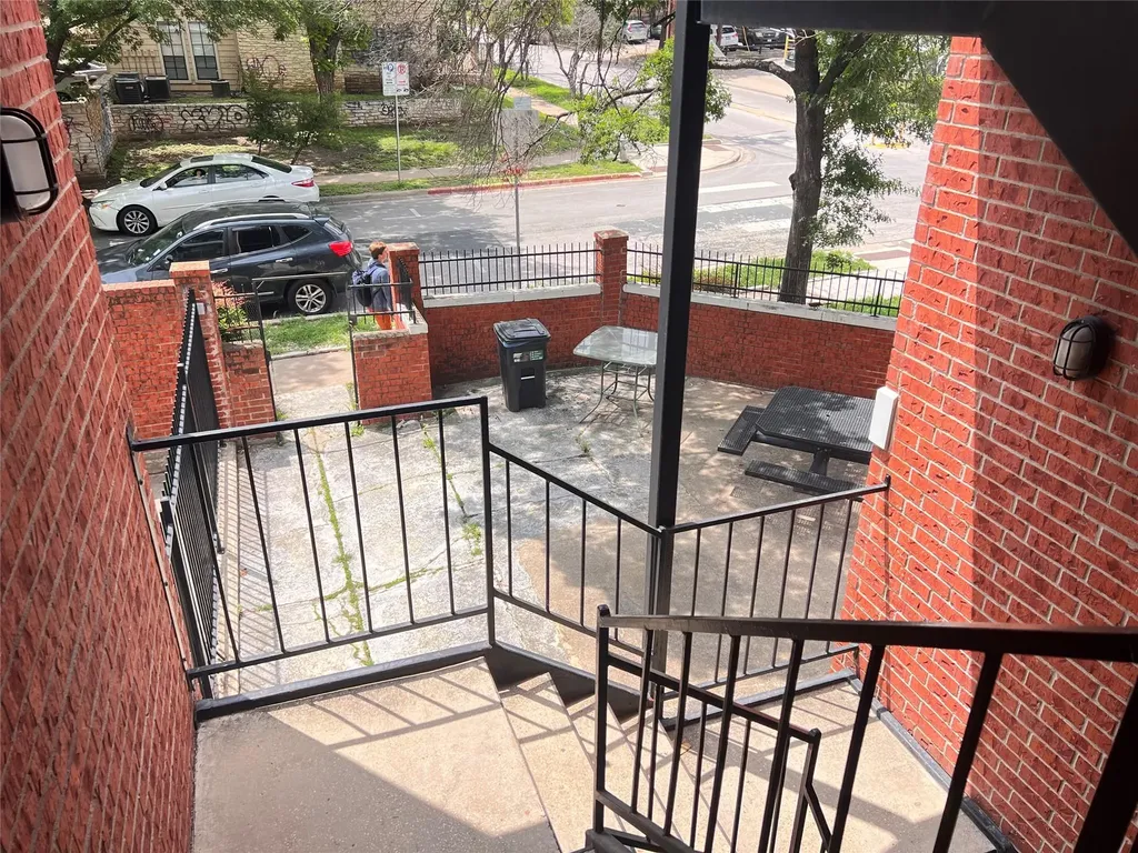 712 W 21st Street Austin TX 78705