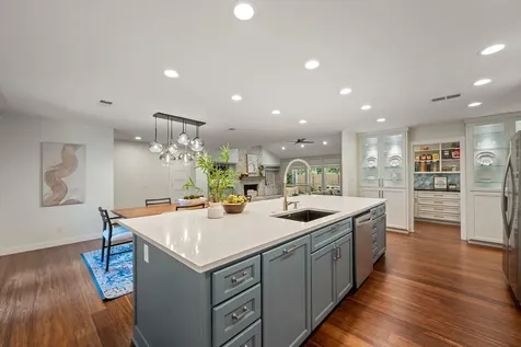 10507 Ronwood Drive Austin TX 78750
