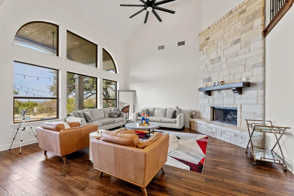 3013 Vista Heights Drive Leander TX 78641