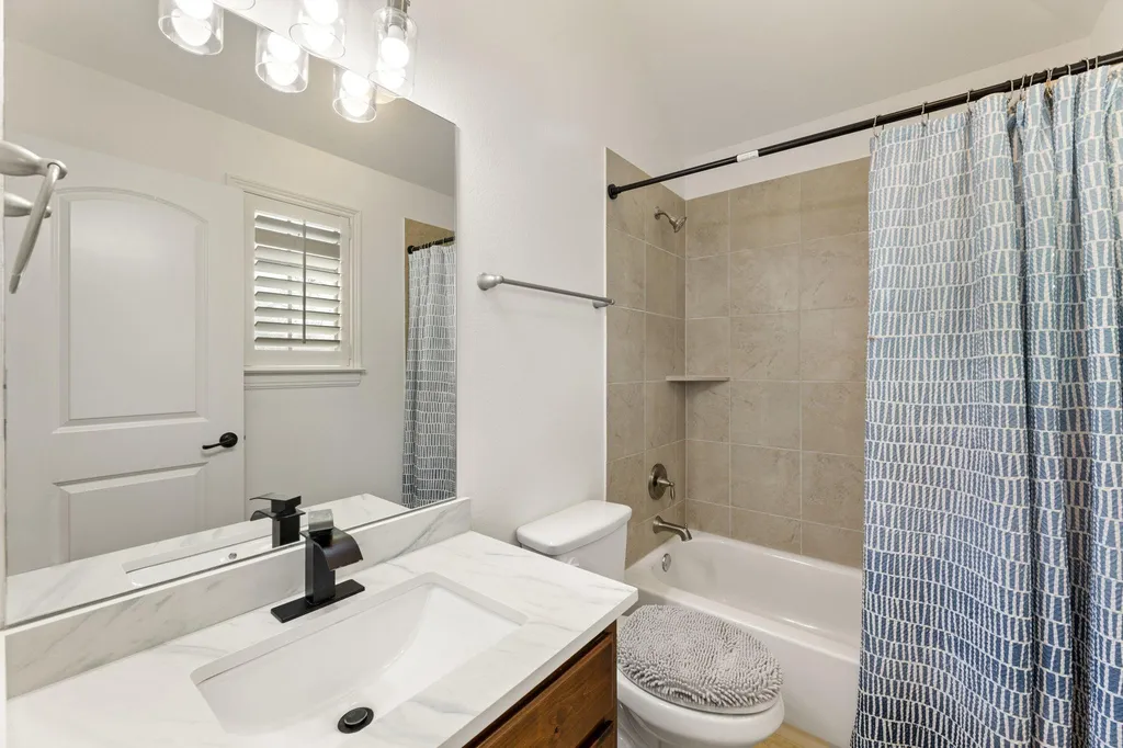 3013 Vista Heights Drive Leander TX 78641