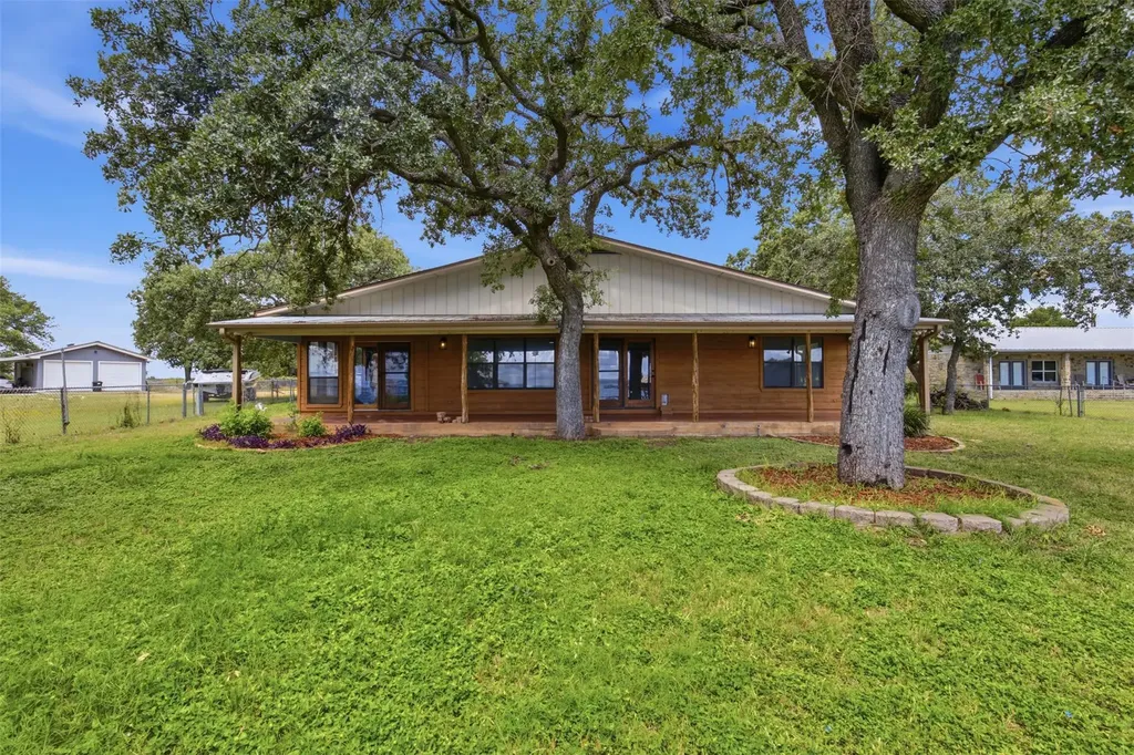 508 Pebble Drive Buchanan Dam TX 78609