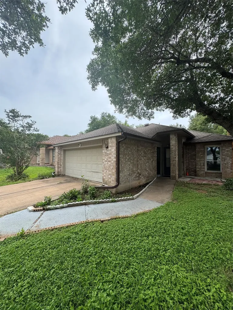 908 Saunders Drive Round Rock TX 78664