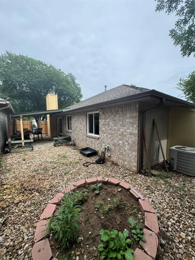 908 Saunders Drive Round Rock TX 78664