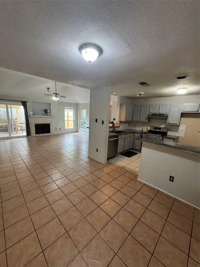 908 Saunders Drive Round Rock TX 78664