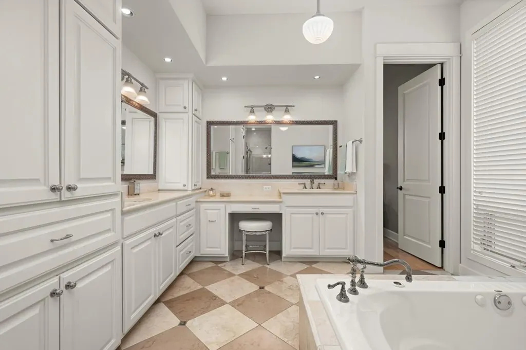 7321 Vista Mountain Drive Austin TX 78731