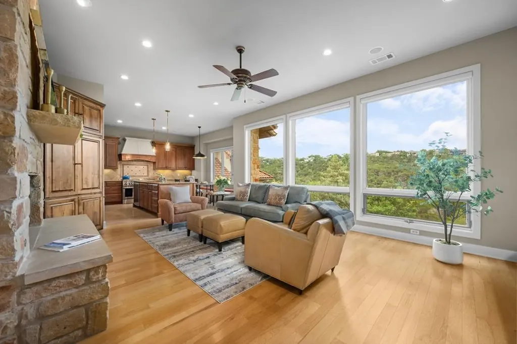 7321 Vista Mountain Drive Austin TX 78731