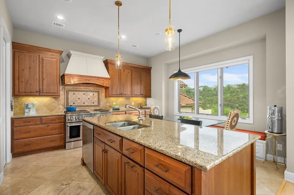 7321 Vista Mountain Drive Austin TX 78731