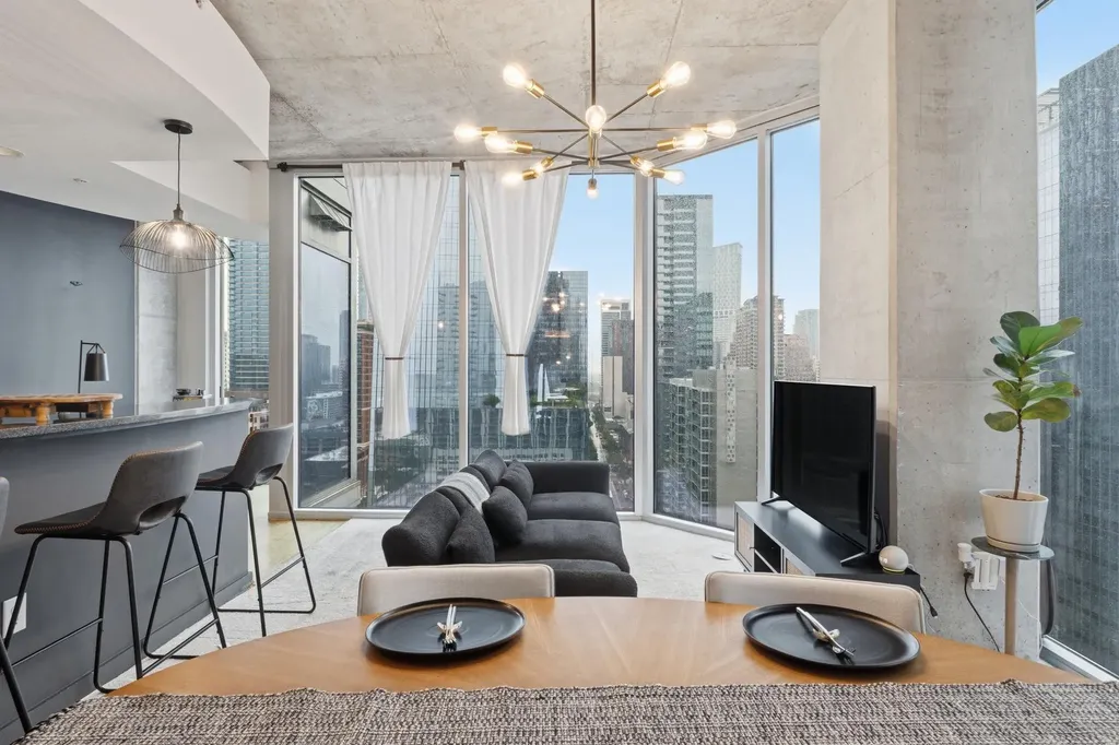 360 Nueces Street Austin TX 78701