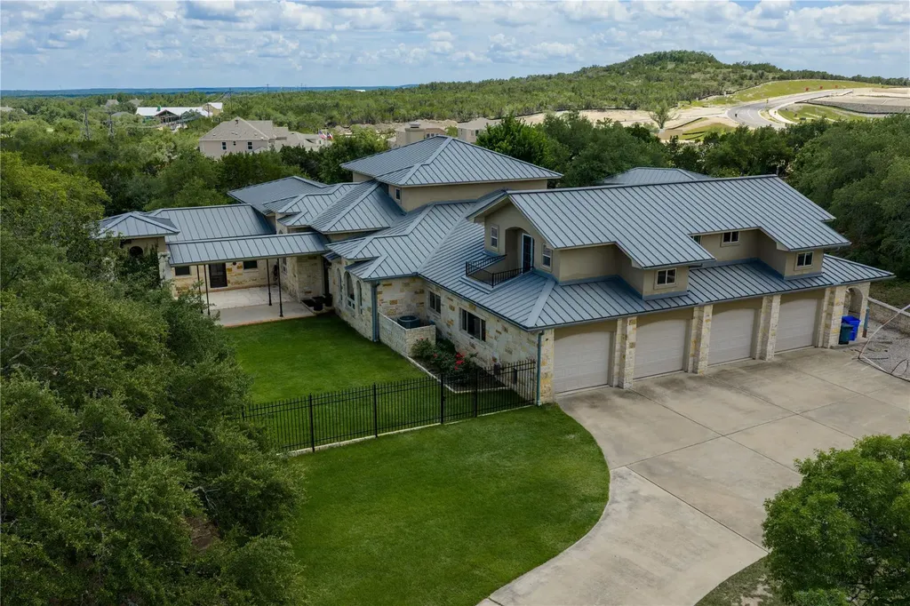 345 Leafdale Trail Dripping Springs TX 78620
