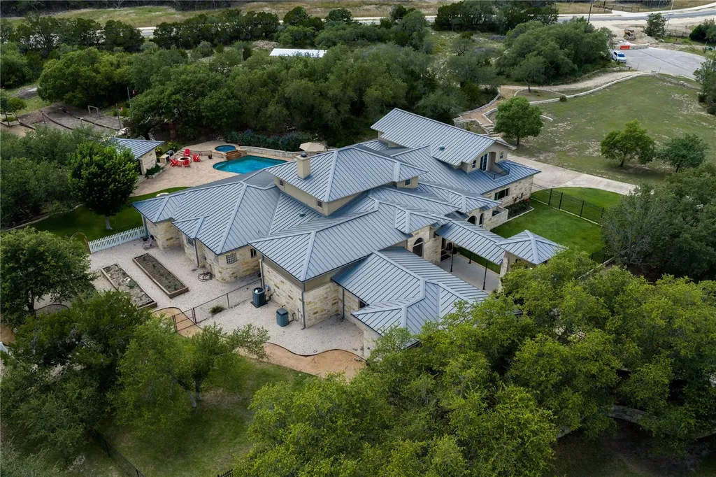 345 Leafdale Trail Dripping Springs TX 78620