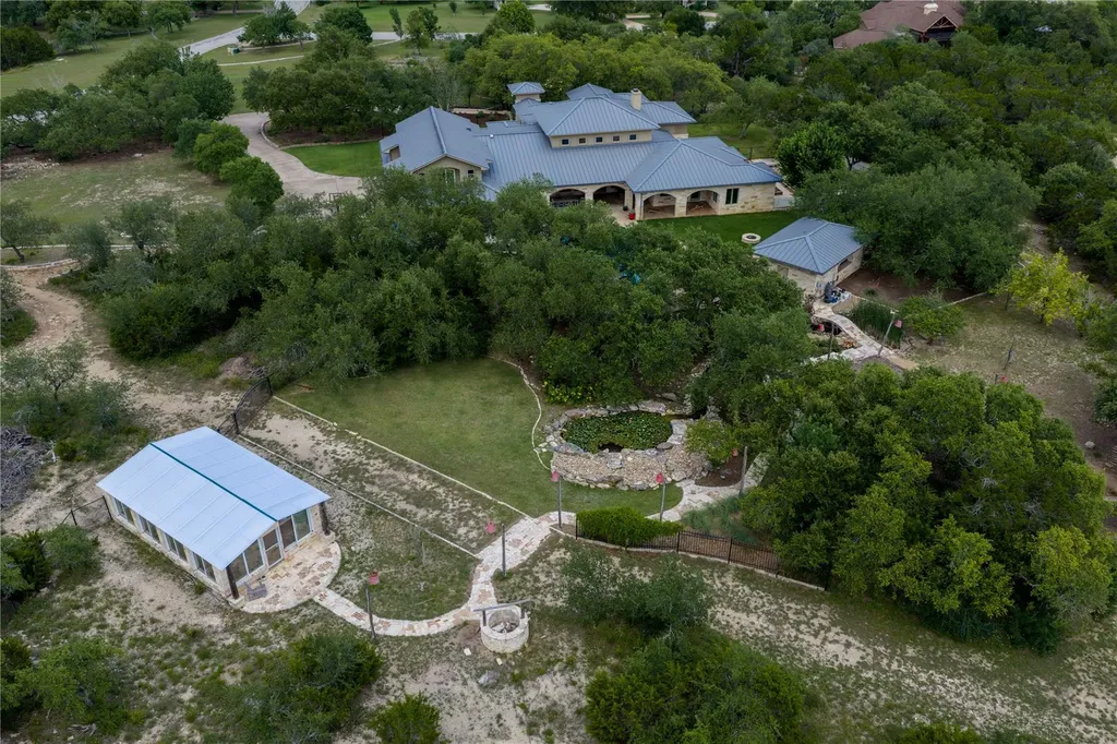 345 Leafdale Trail Dripping Springs TX 78620