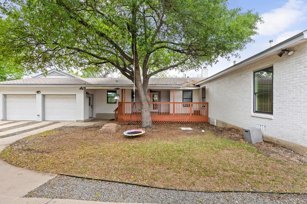 1507 Karen Avenue Austin TX 78757