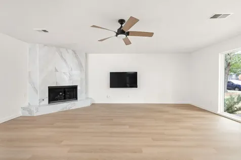 1507 Karen Avenue Austin TX 78757