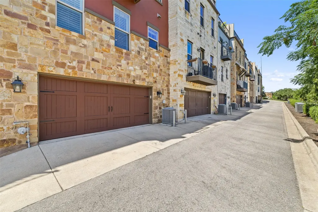 233 Adams Street Georgetown TX 78628