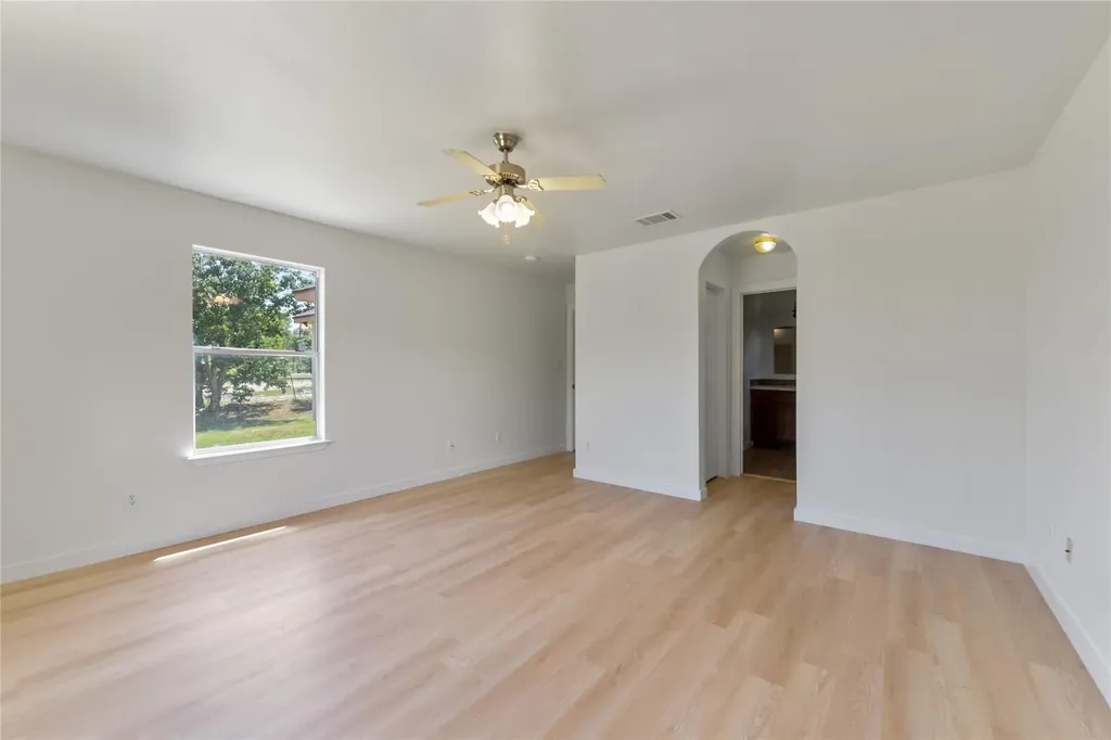 135 Petirrojo Court Del Valle TX 78617