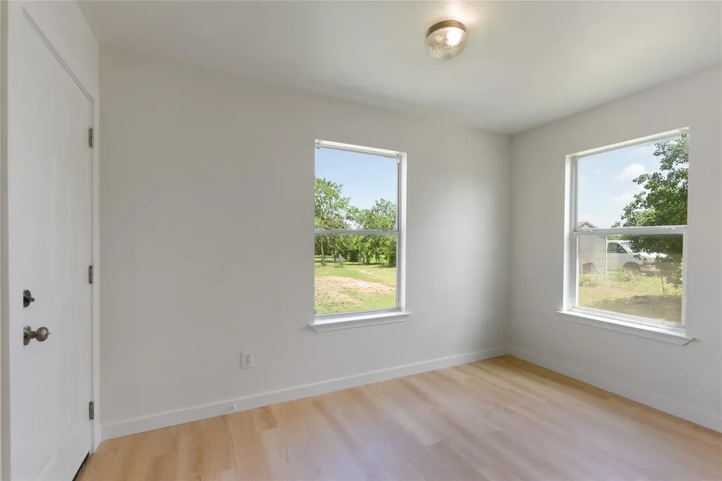 135 Petirrojo Court Del Valle TX 78617