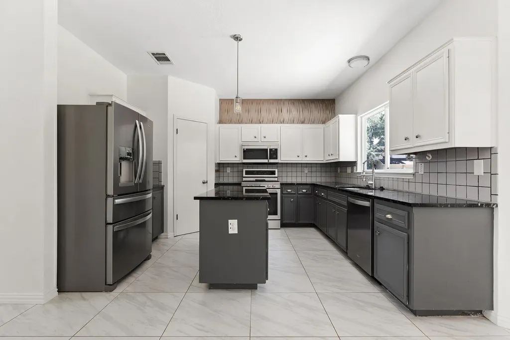 1900 Chaparral Drive Round Rock TX 78681