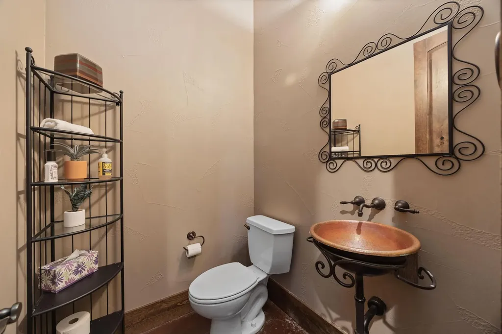303 Yaupon Drive Spicewood TX 78669