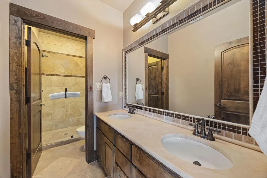 303 Yaupon Drive Spicewood TX 78669