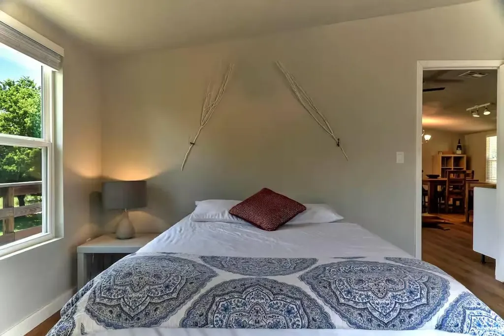 8807 High Valley Road Austin TX 78737