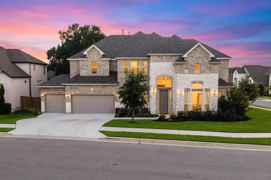 351 Pigeon River Road Kyle TX 78640