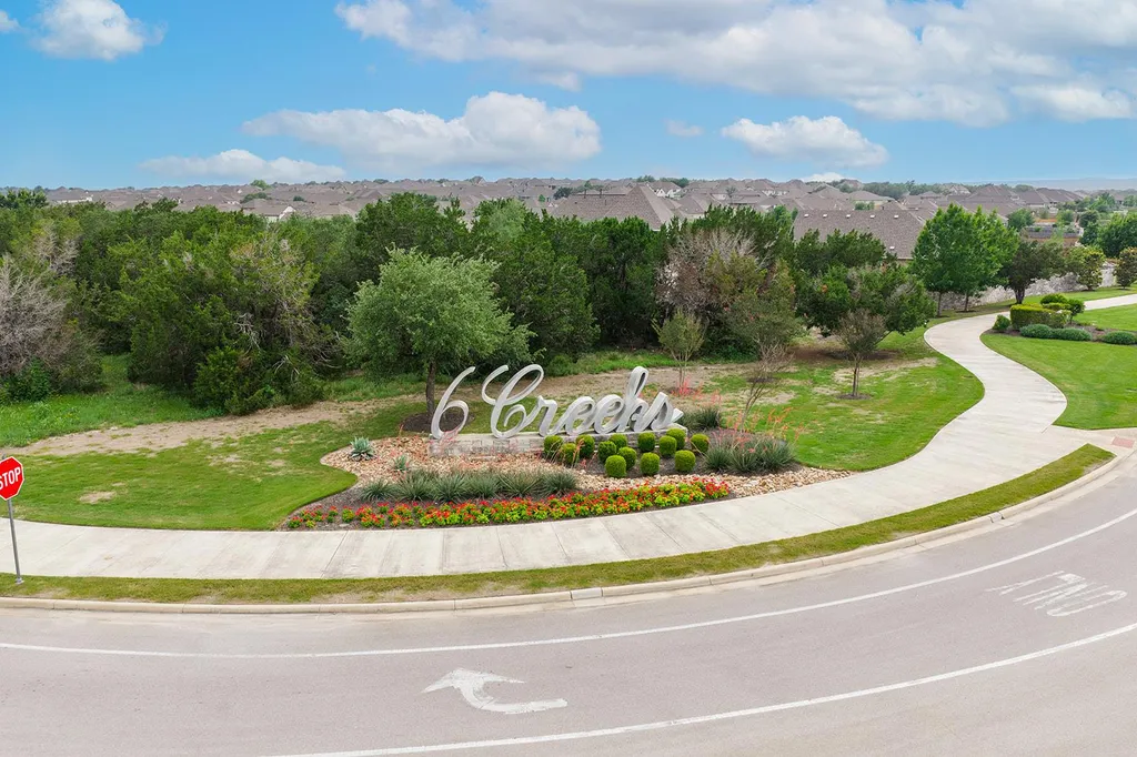 351 Pigeon River Road Kyle TX 78640