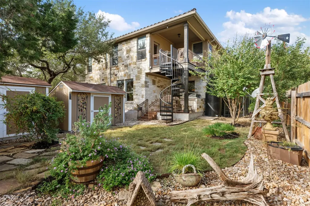 503 S Meadowlark Street Lakeway TX 78734