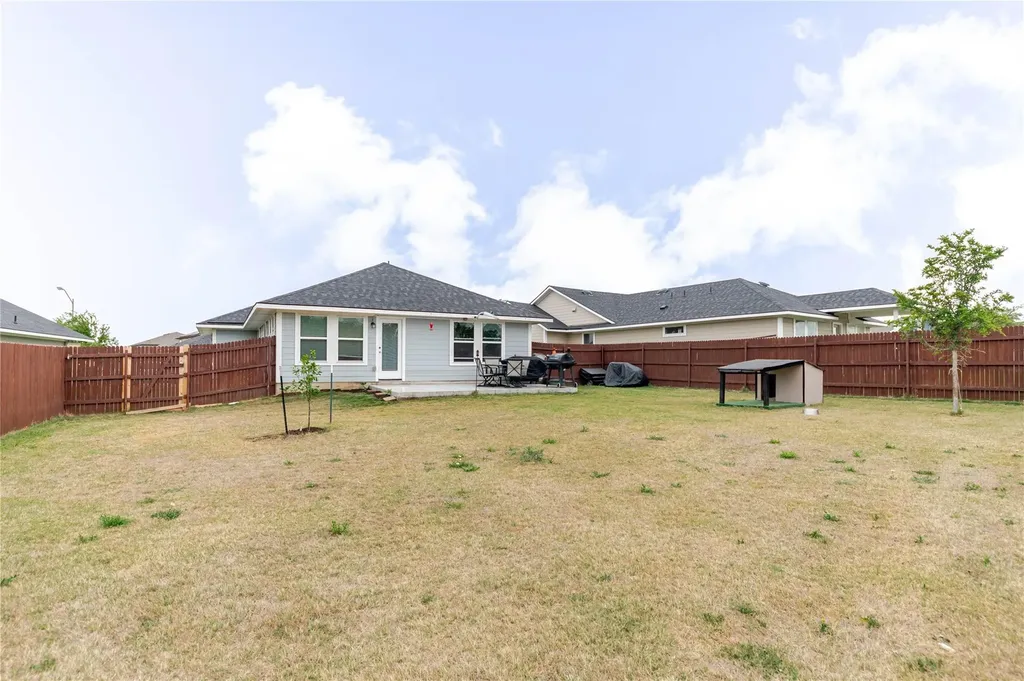 303 Schuyerville Drive Elgin TX 78621