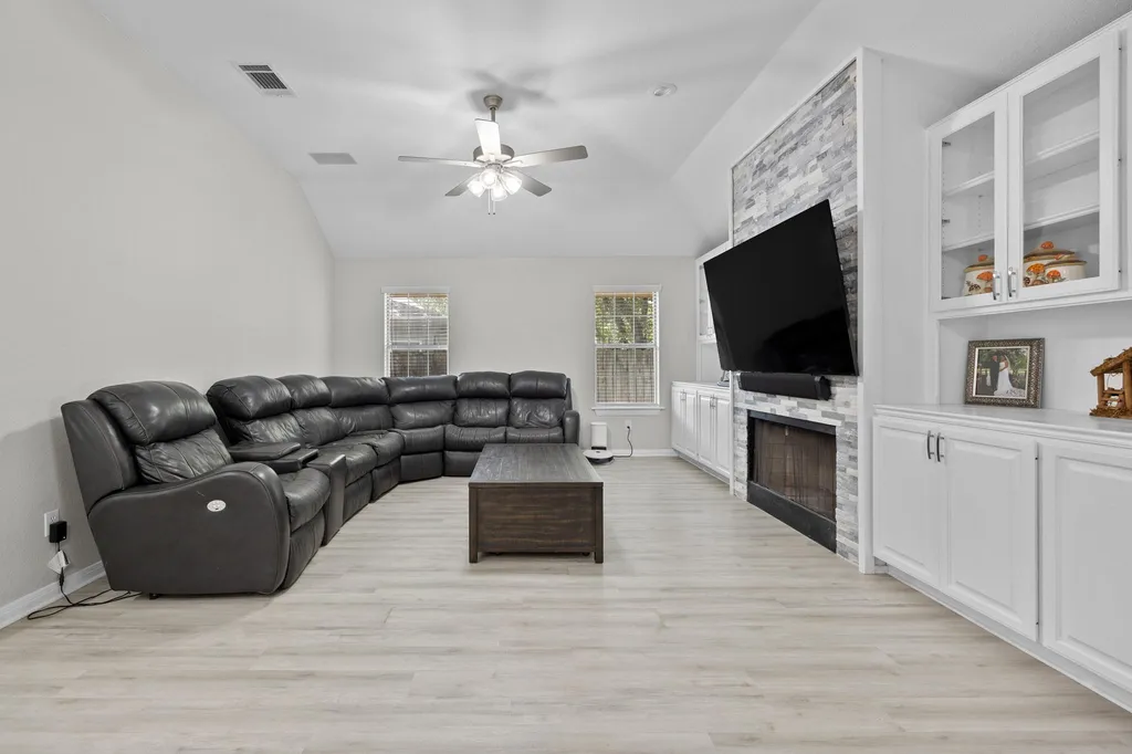 30112 Spyglass Circle Georgetown TX 78628