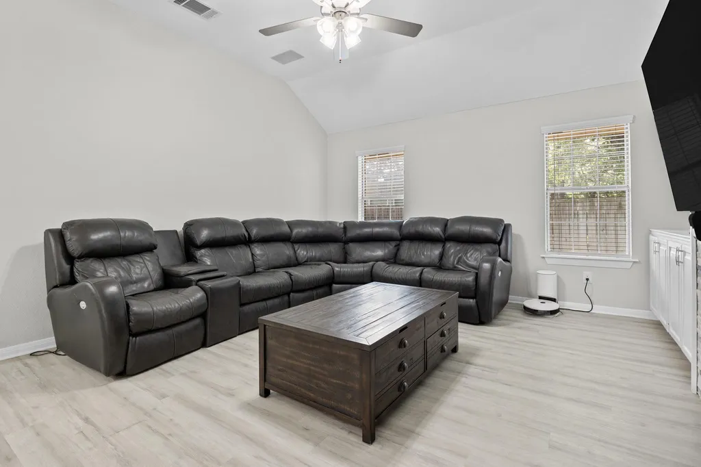 30112 Spyglass Circle Georgetown TX 78628