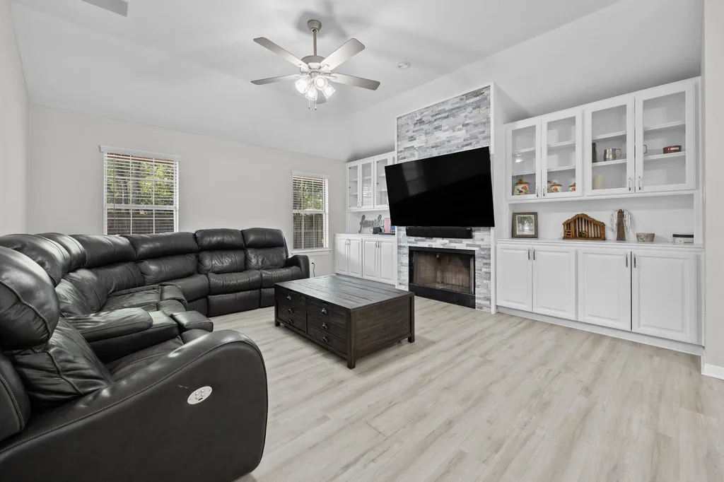 30112 Spyglass Circle Georgetown TX 78628