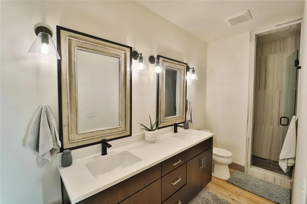 10613 Knob Hill Dripping Springs TX 78620