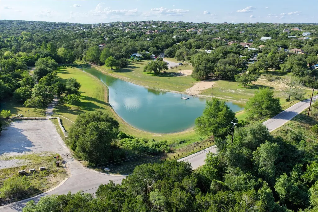 10613 Knob Hill Dripping Springs TX 78620