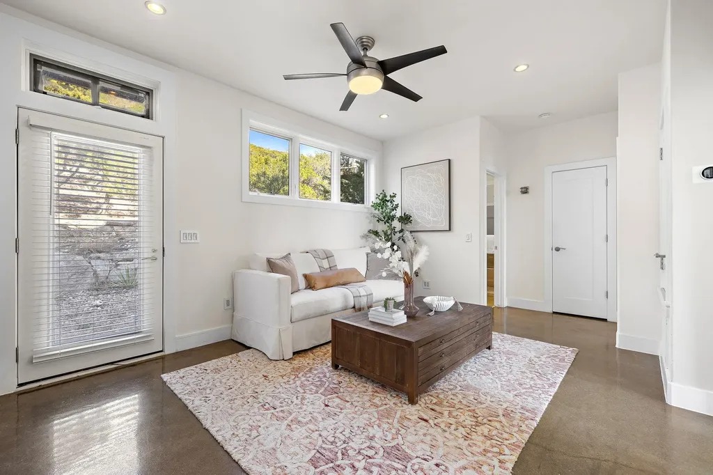 14020 Lake View Drive Austin TX 78732