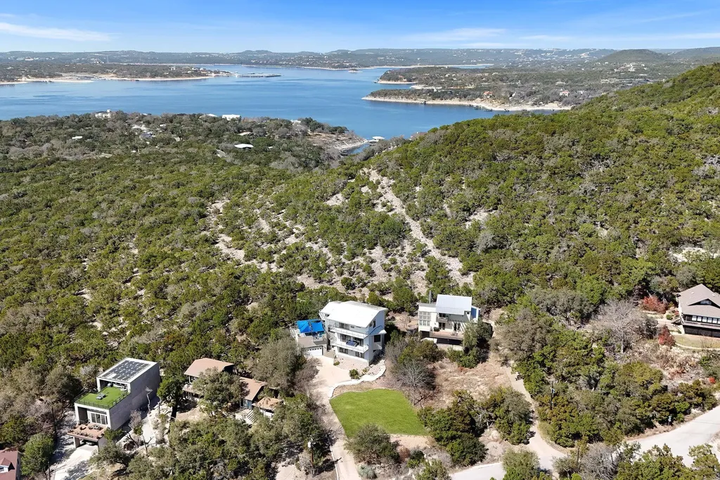 14020 Lake View Drive Austin TX 78732